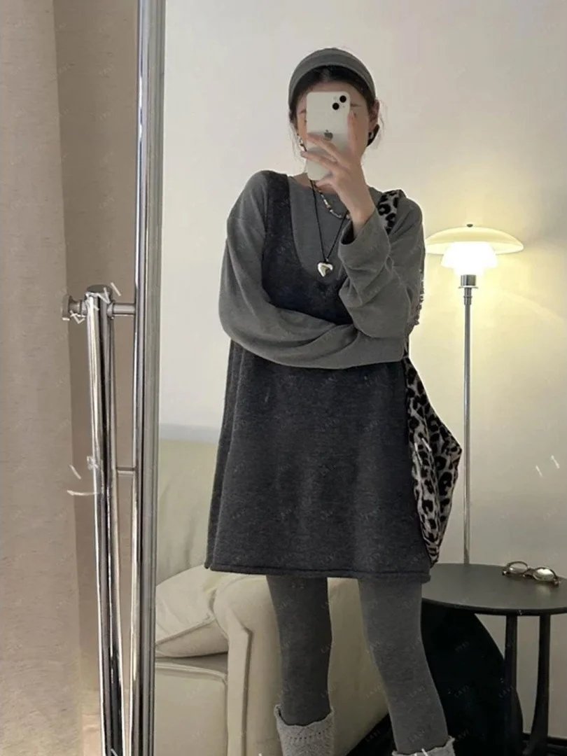 

Комплект из базовой футболки и платья больших размеров: повседневный свободный крой, весенняя новинка, модный ансамбль для женщин больших размеров