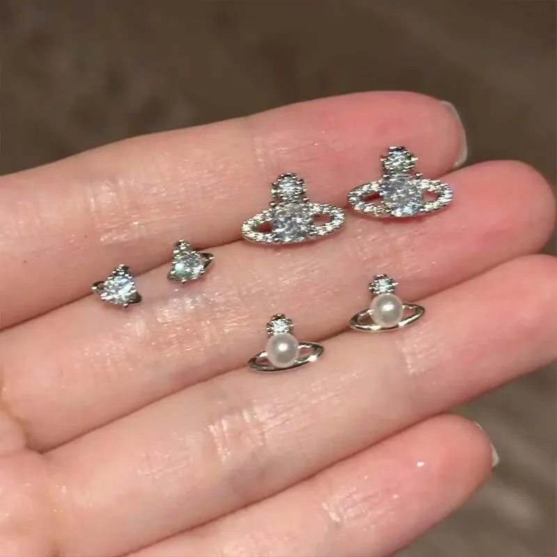 6pcs/set Anime NANA Oosaki Nana Inspired Saturn Planet Stud Earrings Mini Zircon Pearl Planet Ear Piercing Cosplay Jewelry Gift