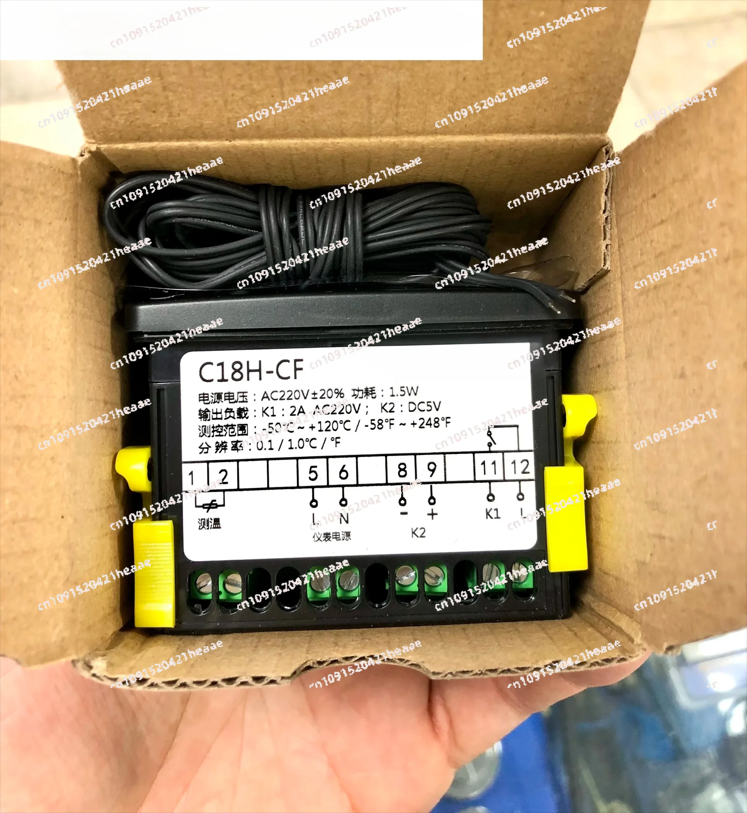 

Suitable for control temperature controller Foaming machine controller C16H C18H comes with a sensor