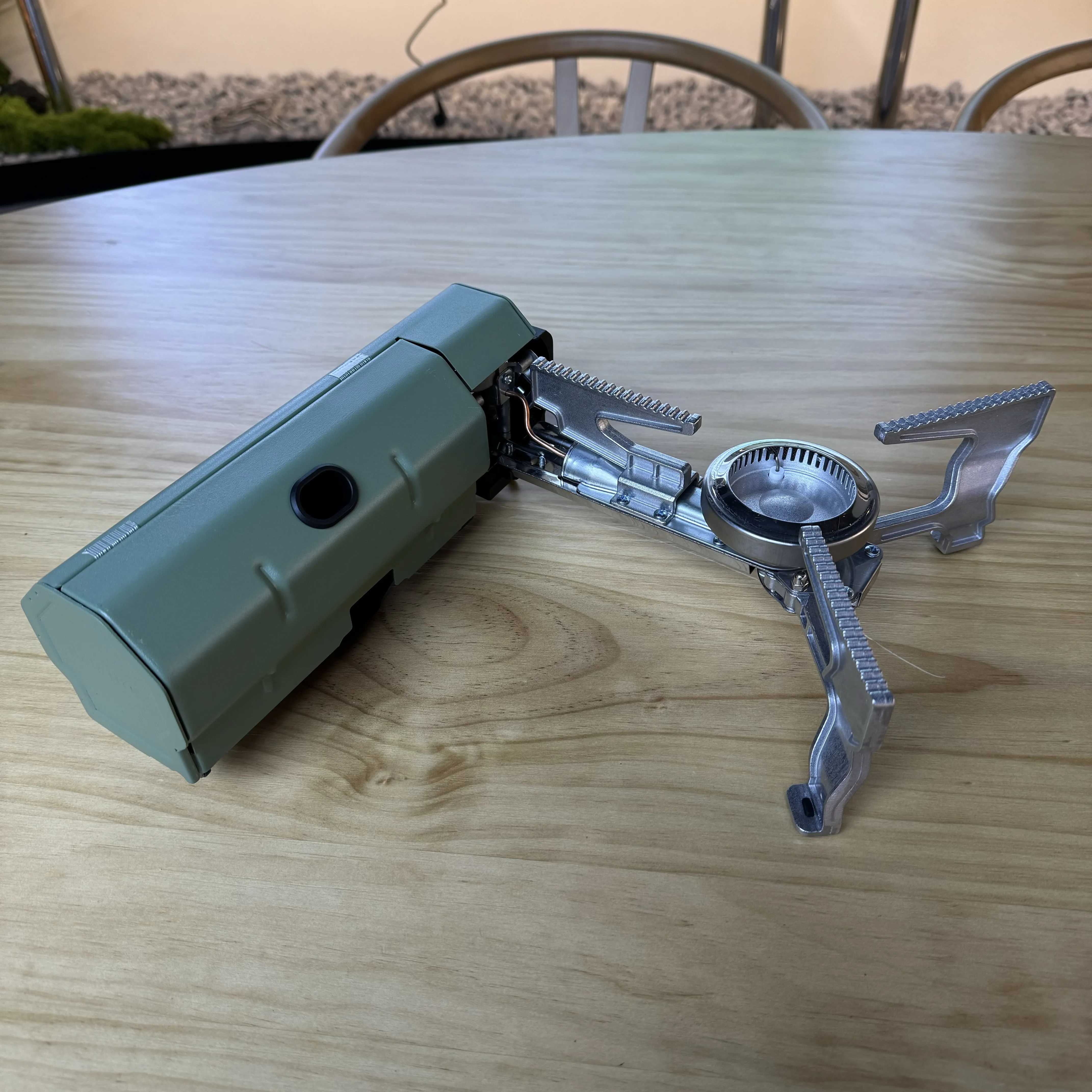 Custom Color High Quality Portable Mini Gas Stove for Outdoor Camping & Picnics Foldable Design