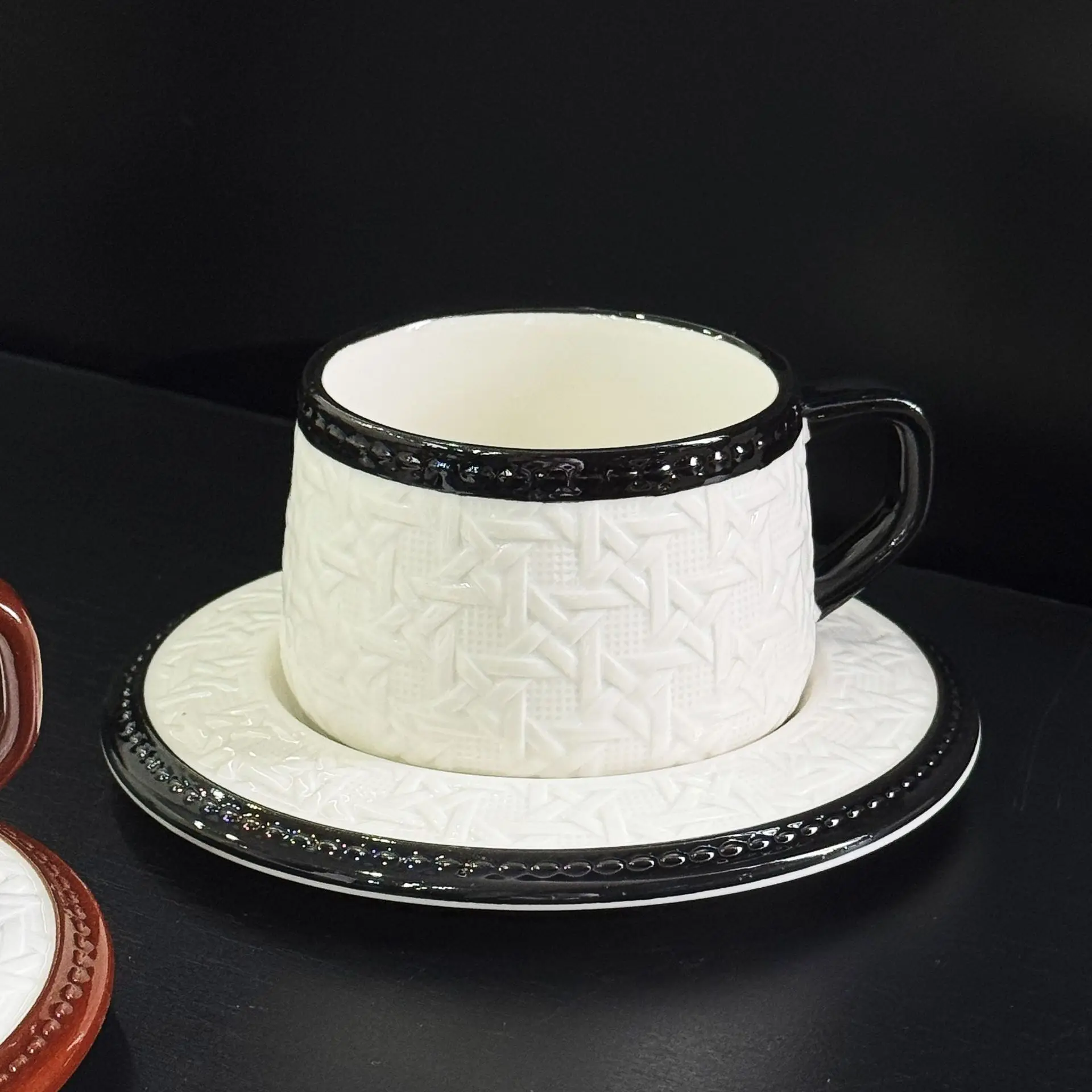 Woven‑Texture Exquisite Ceramic Coffee Cup and Saucer Set, Premium‑Feel Afternoon Tea Cup for Women