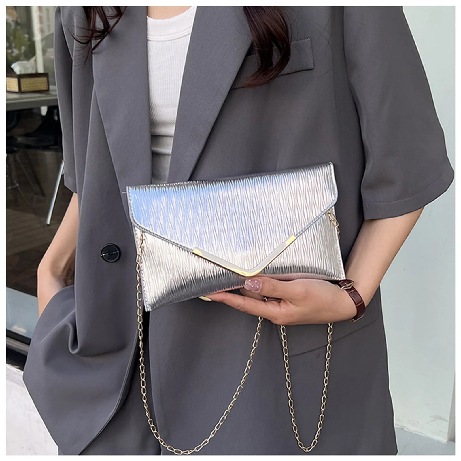 Fashionable Pleated Hand-Held Envelope Bag, Evening Bag, V-Shaped Fashionable Personality Chain Shoulder Bag For Women New 2024