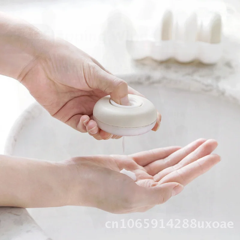 

4 Pack Portable Travel Lotion Sub-Bottles Press Shower Gel Shampoo Mini Cosmetics Storage Box - Plastic Modern Minimalist