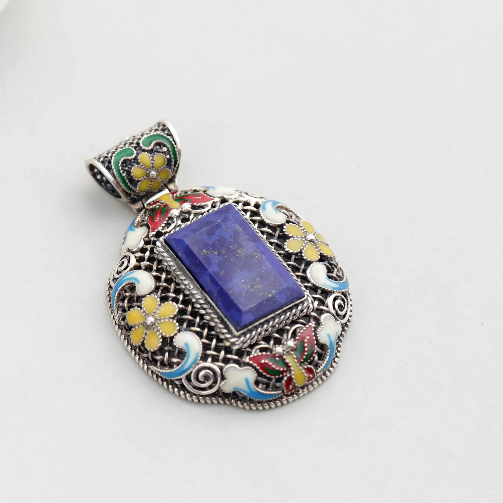 

Authentic 925 Sterling Silver Pendant Inlaid Natural Lapis Vintage Decorative Pendant Ethnic style classical handicrafts