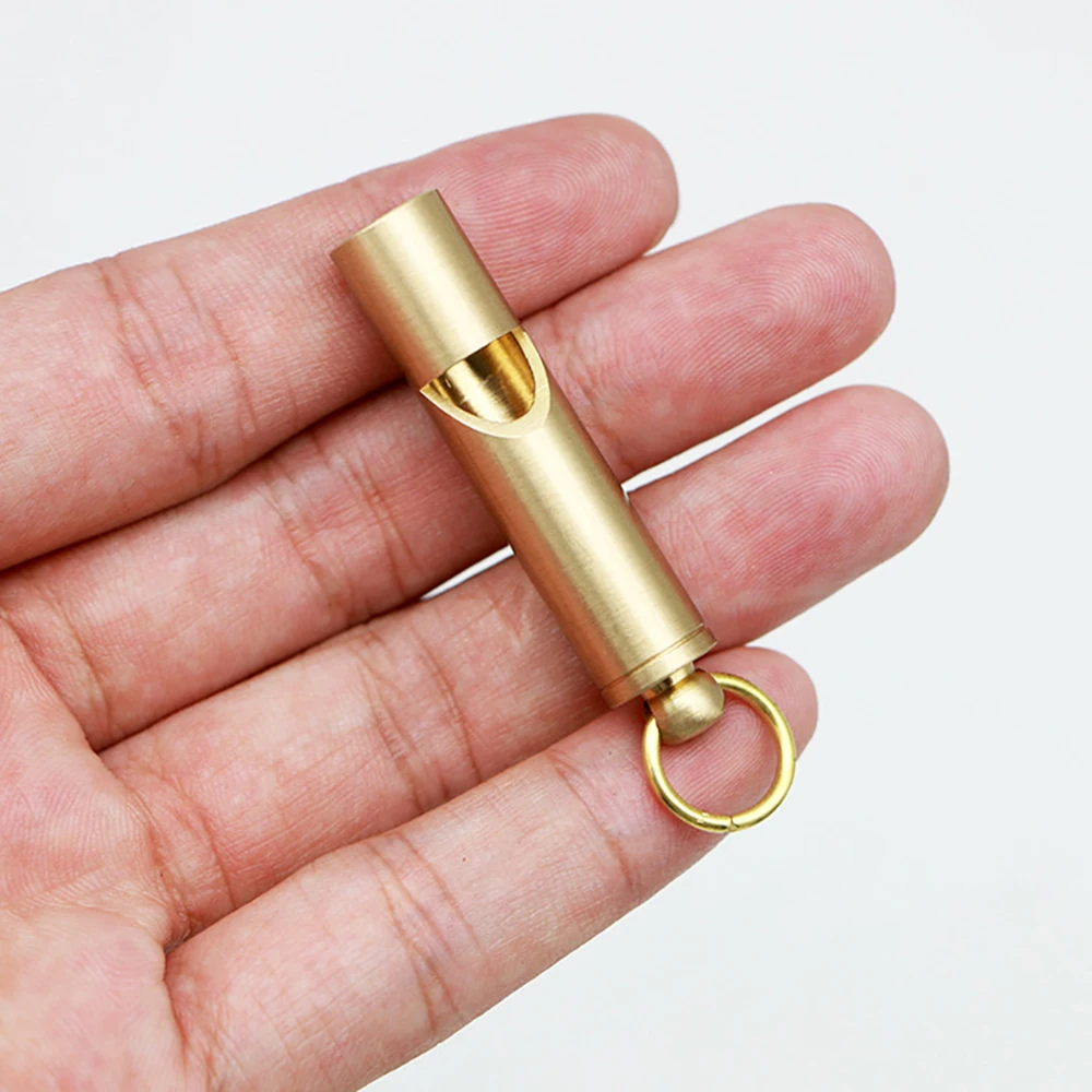 MiNi-Portable Brass Whistle for Training Pets, Cães e Aves, Outdoor, Caminhadas, Camping, Emergência, Sobrevivência, Segurança