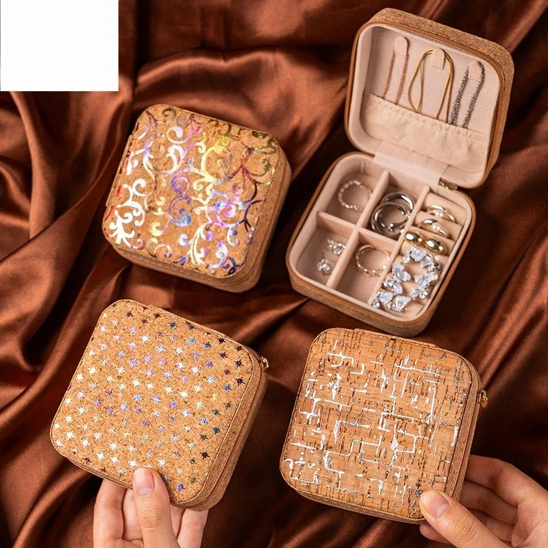 

Retro Cork Portable Jewelry Box Jewelry Storage Box