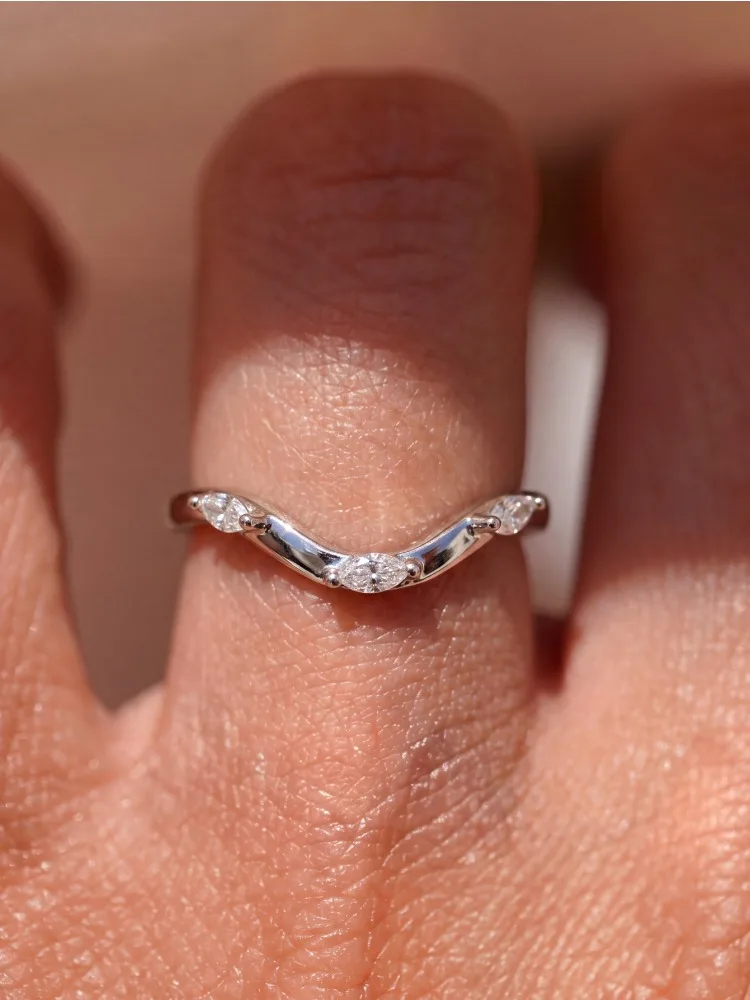 925 Sterling Silver Simply V-Shaped Curve Zircon Ring For Women Daily Wear Party Engagement Wedding High Quality Fine Jewelry - view 2