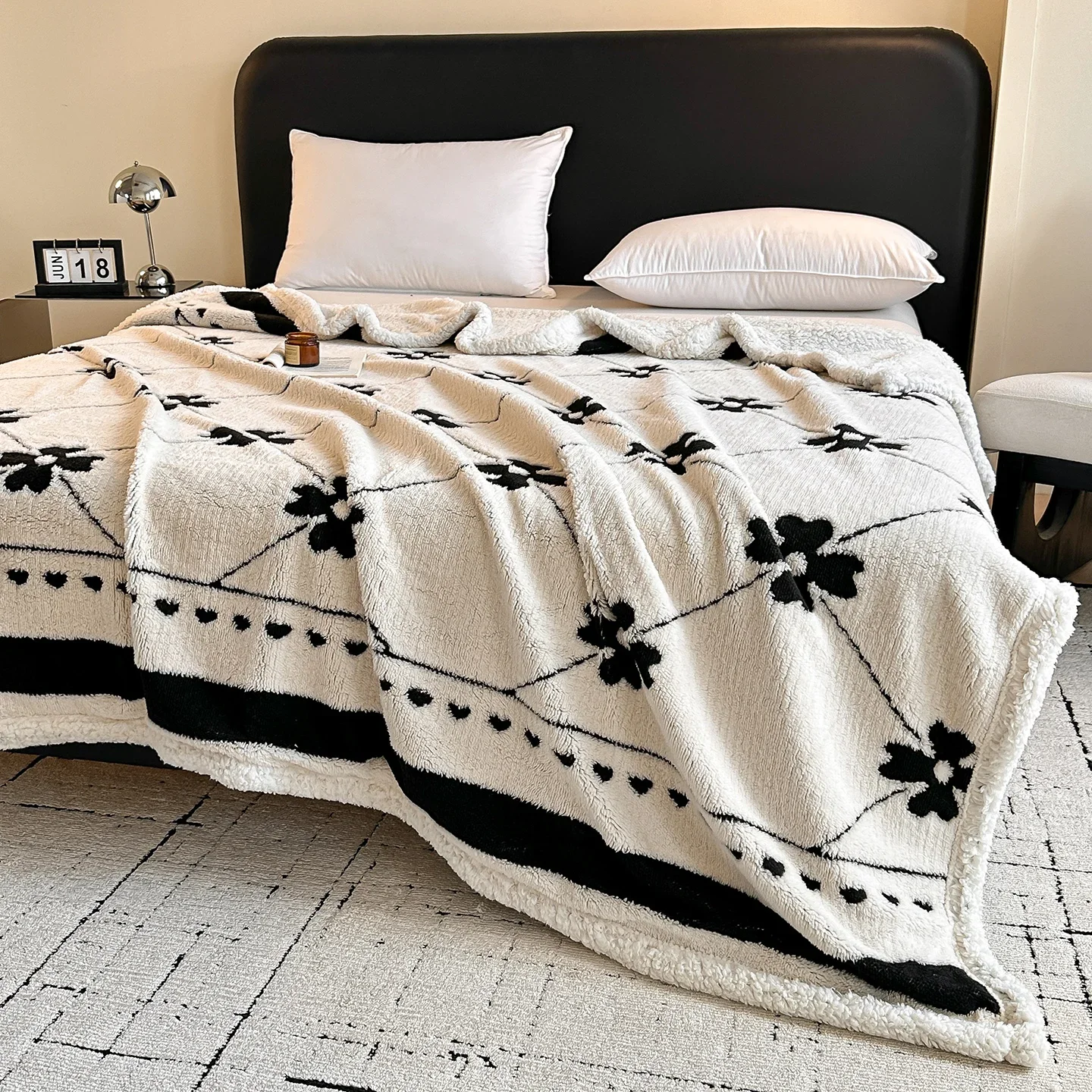 Double Layer Rtificial Lamb Wool Blanket for Bed Thick Warm Coral Fleece Sofa Throw Blanket Spring Autumn Warm Jacquard Blanket