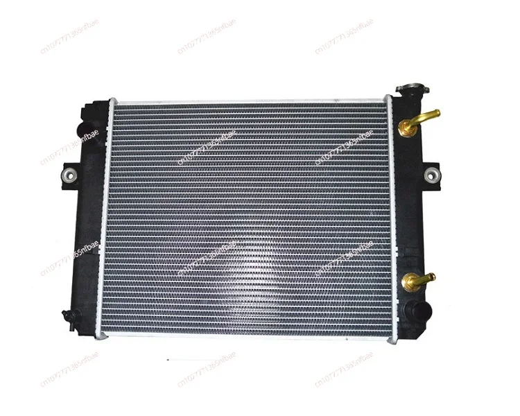 

Алюминиевый гидравлический радиатор-маслоохладитель 16420-26610-71 для вилочного погрузчика 7F-8FD(G)20-25 4Y