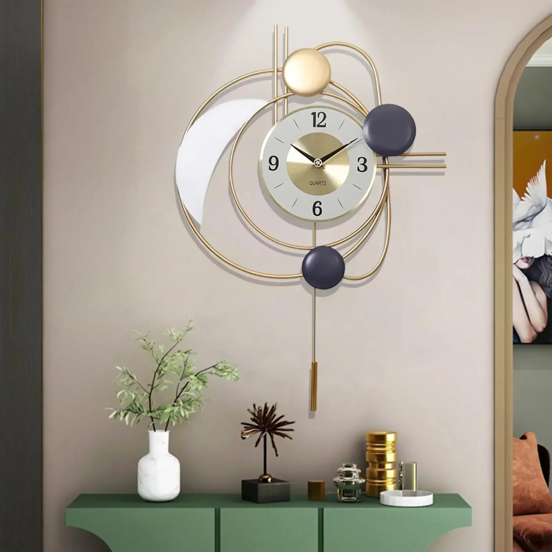 ساعات حائط ذهبية كبيرة لغرفة المعيشة الحديثة ساعة بندول موضة إبداعية ساعة حائط للمطبخ دون موقوتة للضوضاء للديكور