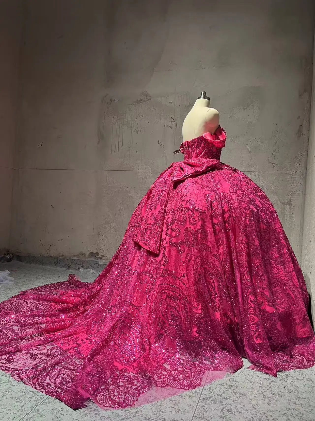 

Роскошное платье Quinceanera с настоящим изображением принцессы 15 девочек 16, пышная юбка с бантом и кристаллами, женская юбка для выпускного вечера, дня рождения, свадьбы по индивидуальному заказу