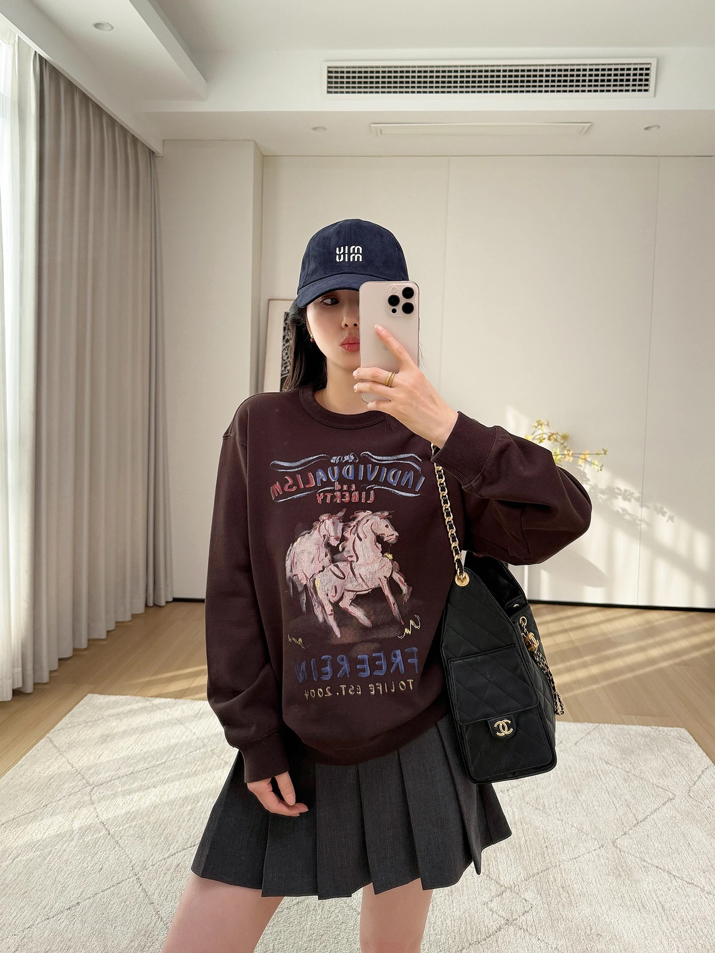 

Свободный свитер из чистого хлопка с принтом, женский, комфортный, модный, с эффектом стройности, с заниженной линией плеча и манжетами