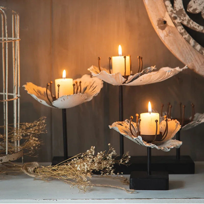 

Ins-Style Vintage Handcrafted Lotus Candle Holder Candle Stand for Wedding Photography Rustic Ornament for Home Hotel Decoration