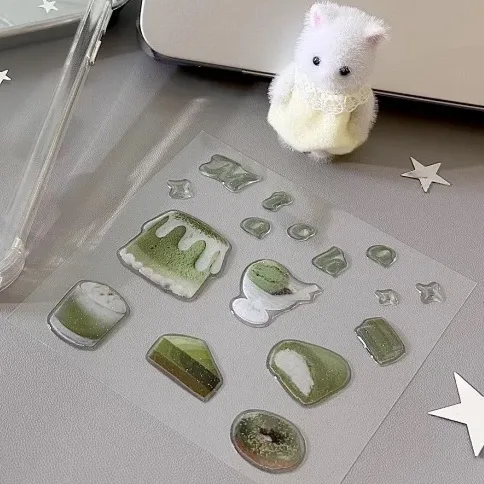 

Сладкие мармеладные наклейки матча хлеб клубника