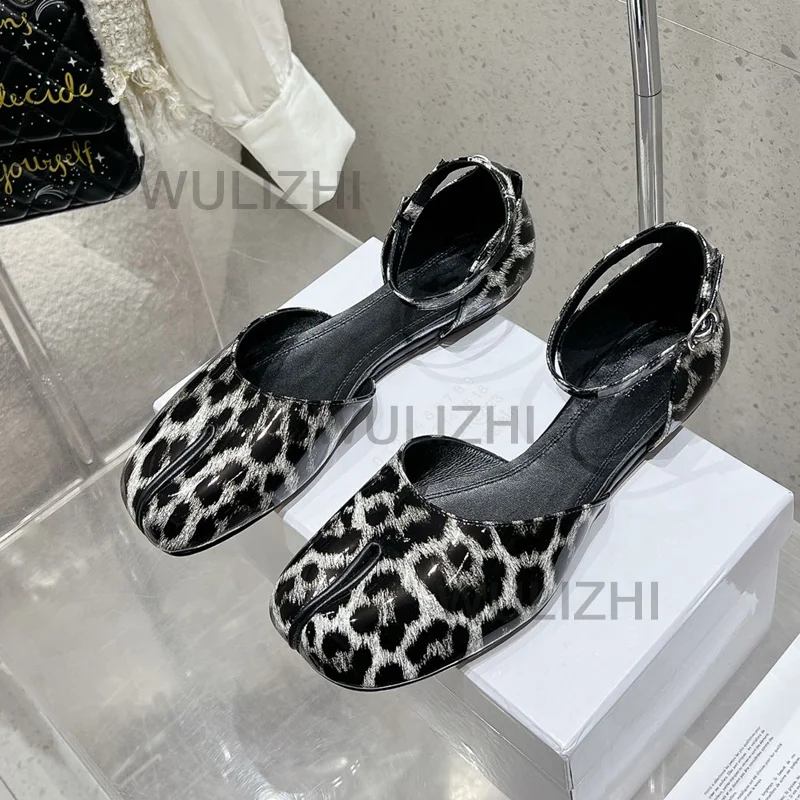 Black White Leopard Crystal Surface Split Tabi Flat Shoes Women Summer Brown Sandals Catwalk Buckle Mules Genuine Leather Shoes