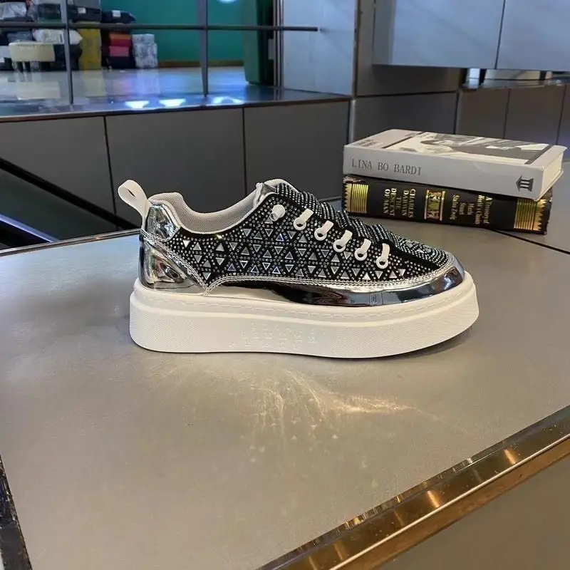 Quick-drying waterproof shoes Men's non-slip fashion sports shoes Women's breathable outdoor waterproof sports shoes