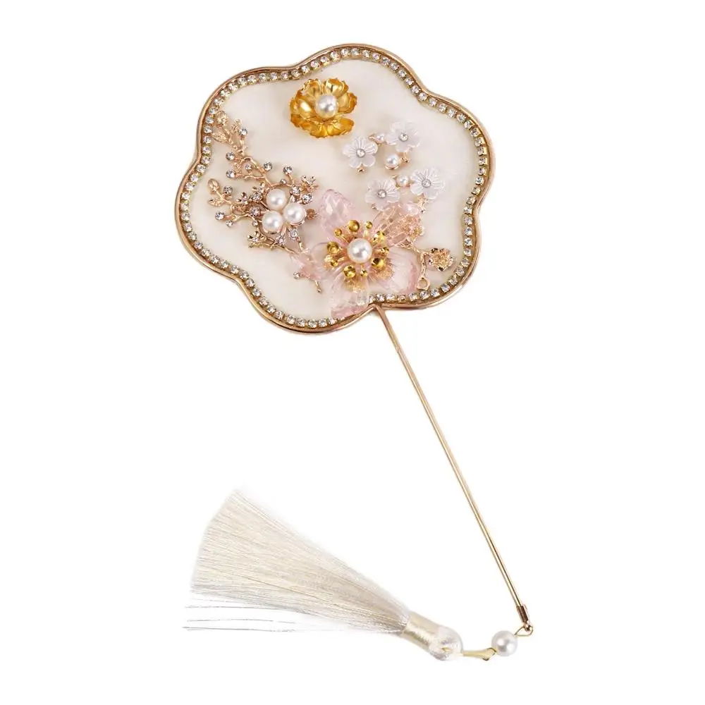 

Chinese Style Mini Chinese Fan Tassels Handheld Bridal Group Fan Vintage with Pendant Chinese Silk Fan Chinese Wedding