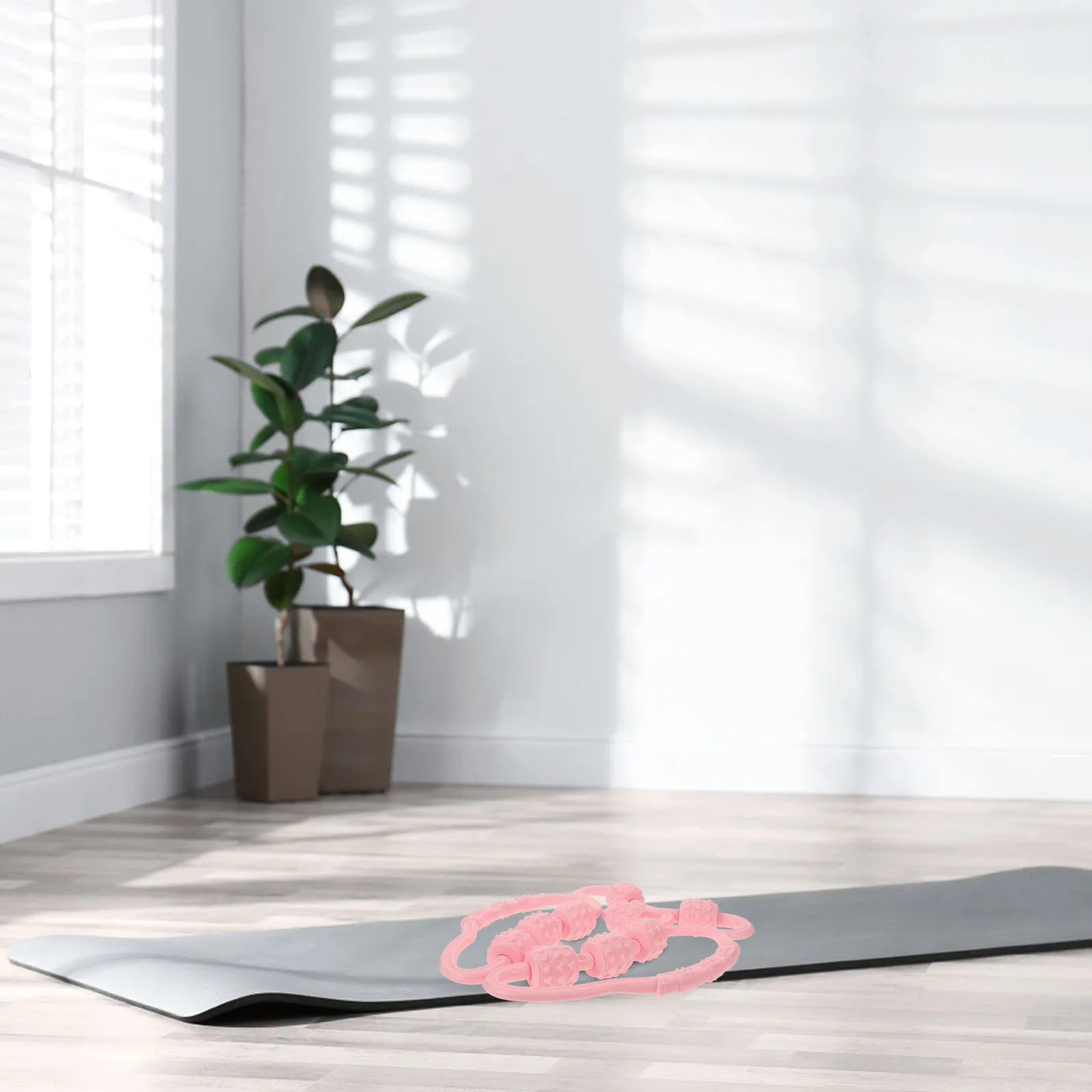 

Lightweight PP Leg Roller Massager for Muscles Deep Tissue Portable Muscle Tension Release Tool for Home Use Muscle Massager