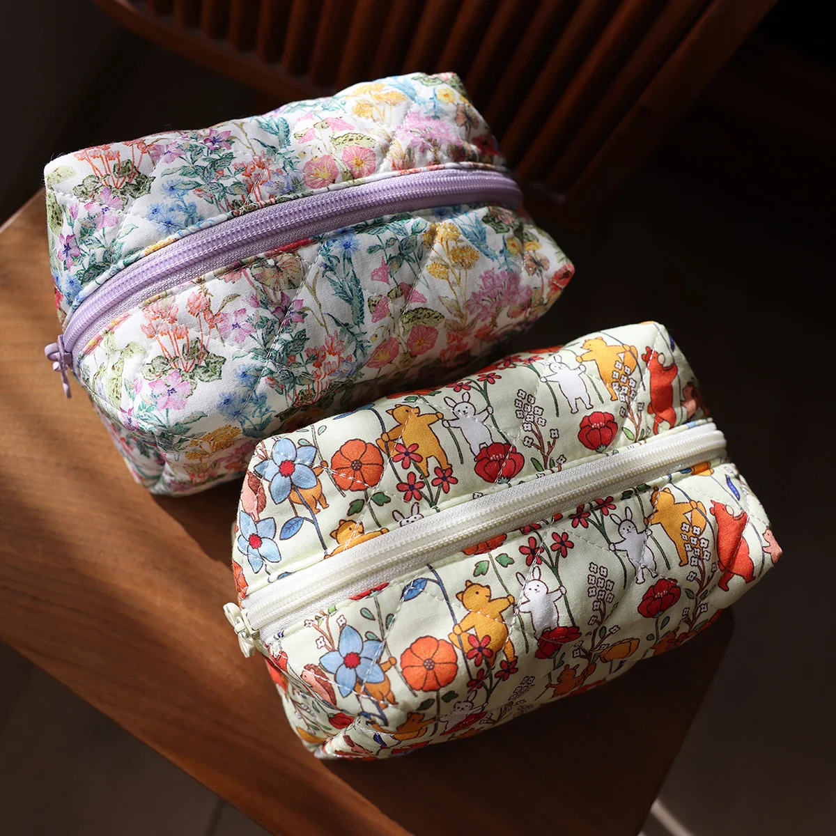 Portable cosmetic bag cute cartoon flower print toiletry bag travel supplies skin care storage bag multifunctional liner bag