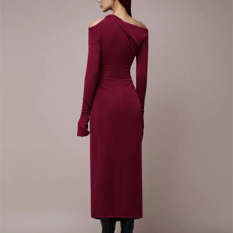 High Quality Niche Designer Style Slant Shoulder Irregular Slit Elegant Shoulder-Baring Long Sleeve Dress Gown