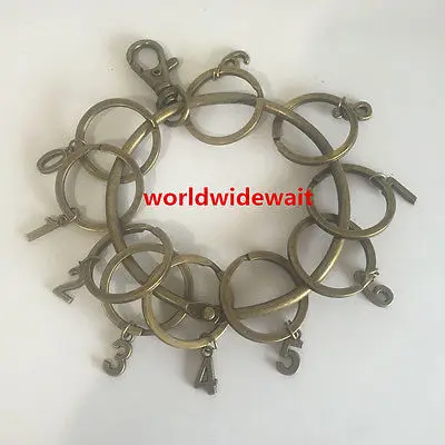 Retro Super Chaveiros D.8,5cm com 10 números anéis D.3cm NOVO