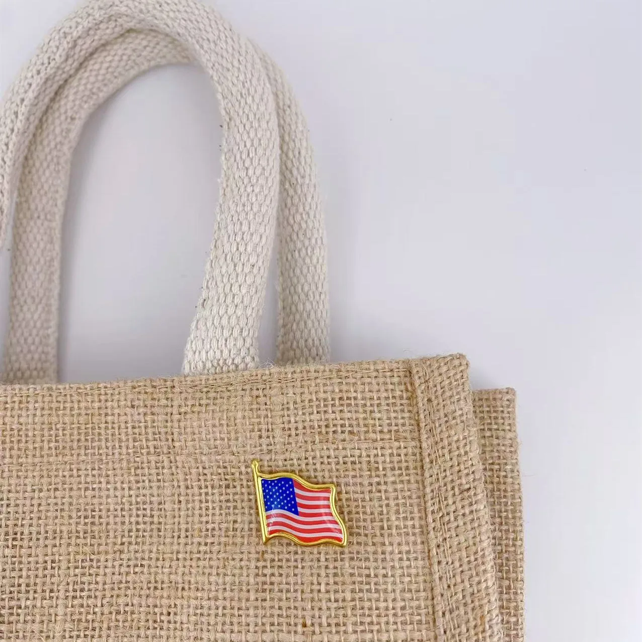 10/20/100pcs American Flag Lapel Pins Bulk, Metal USA Flag Pin Patriotic Badge for Veterans, Events and Celebrations