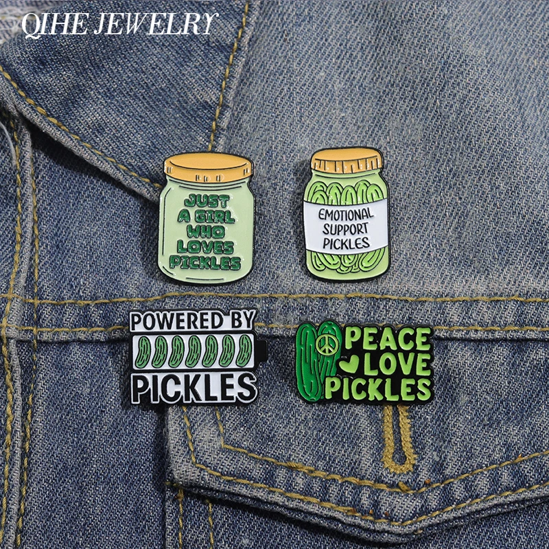 Lustige Gurken gurken Brosche Emaille Pins Frieden Liebe Gurken angetrieben Gurken Broschen Revers Abzeichen Schmuck Geschenk für Freunde