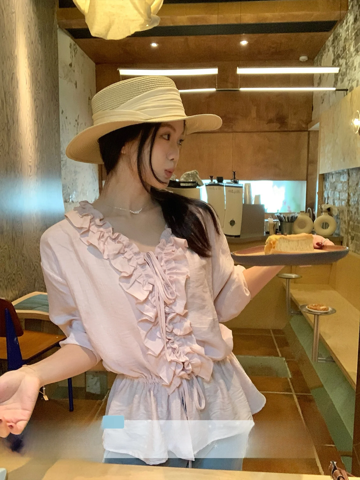 

Pink Ruffle V-Neck Long Sleeve Shirt Women's Design Slim Fit Versatile Top Korean Style Cleanfit Shirt for Young Women