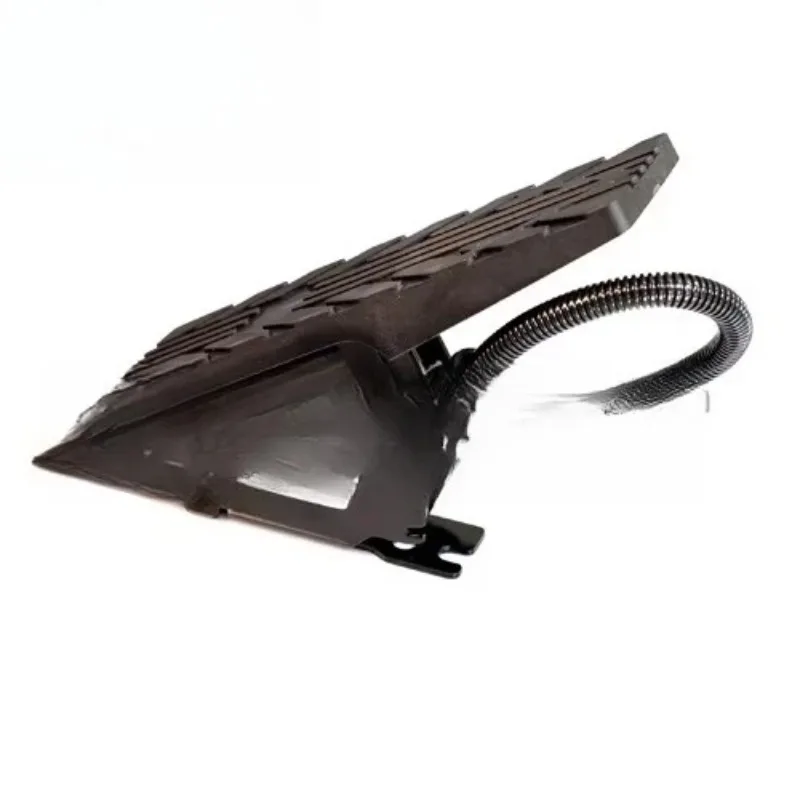 Wheel loader L60F, L70F accelerator pedal - new conditions for construction machinery parts