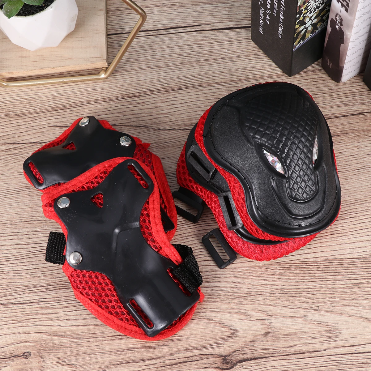

6pcs Roller skate Protector Set Durable Sports Equipment Thickened Cover Protective Gear for Adults Kids Cycling Skateboarding