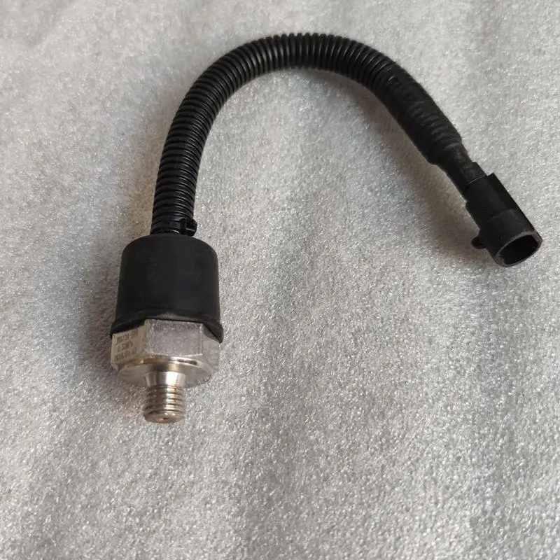 

Heavy industry tanker truck mixer C68 pressure sensing plug air storage cylinder sensor alarm