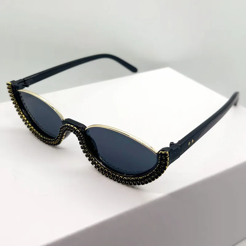 OEC CPO Neue Diamant-Halbrahmen-Sonnenbrille für Damen Vintage-Shades Kleine Strass-Sonnenbrille Weibliche Punk UV400 Brillen – Detail 5