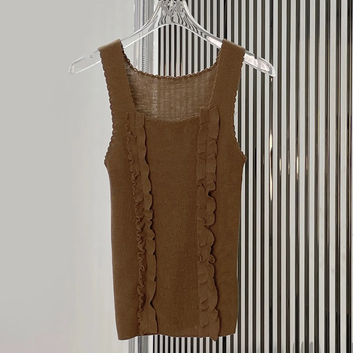 High Quality Women Ruffle Trim Knit Cami Tank Top Hollow Out Eyelet Square Neck Sleeveless Slim Fit Layering Camisole lyt133034