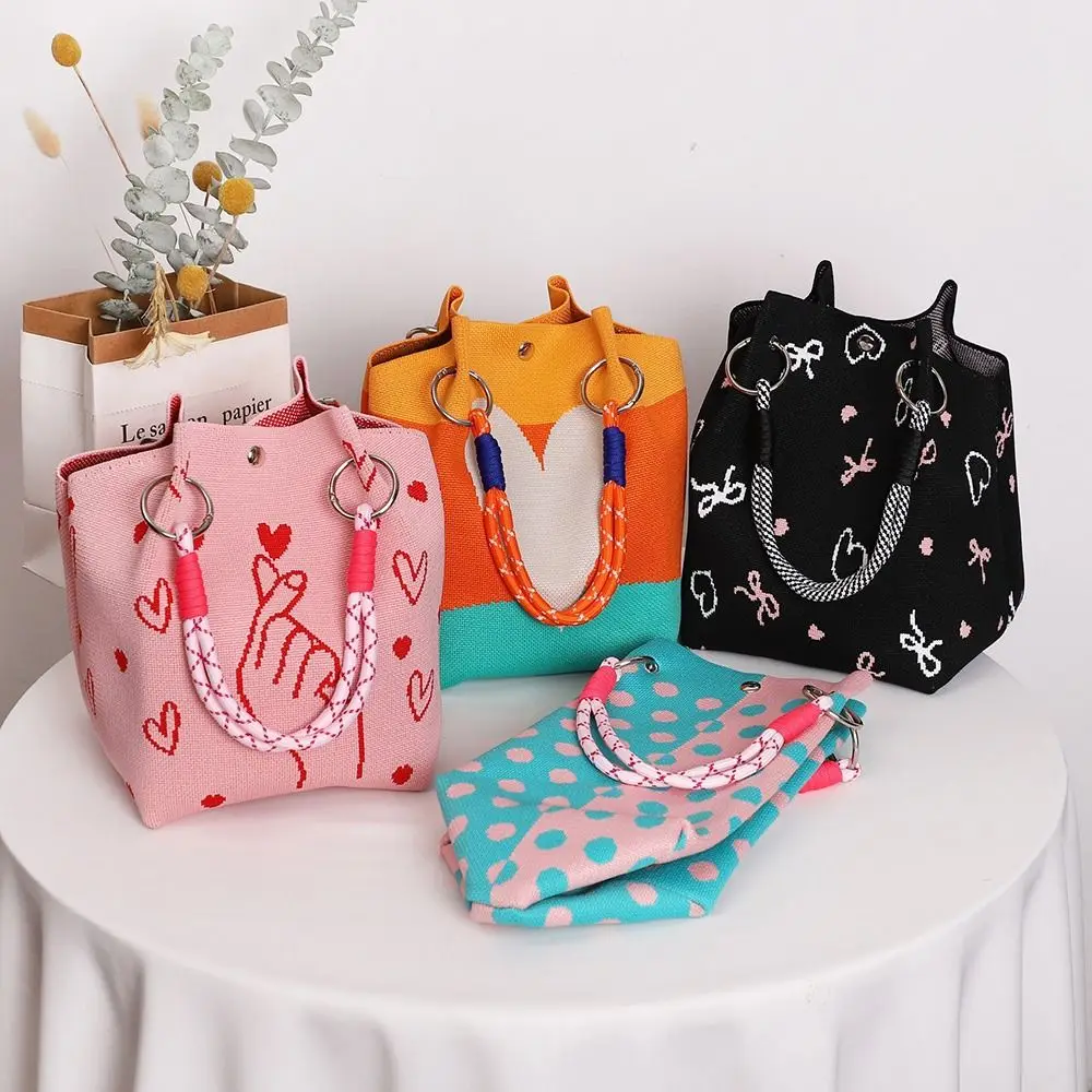Modische Cartoon-Strick-Bucket-Bag, handgefertigte gewebte Handgelenktasche mit Ringschnalle, große Schultertasche für Damen und Mädchen – Detail 5