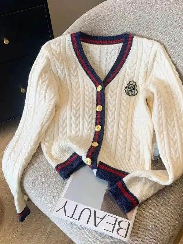 College Style Autumn Winter Short Knitted Sweater with Print And Twist for Women V-Neck Long Sleeve Medium Thickness