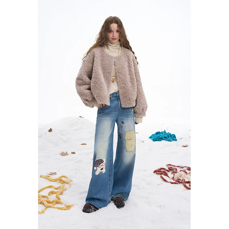 ELFSACK 2025 الشتاء الوافدين الجدد Y2K عادية فضفاض الكلب الجرافيك ممزق المتعثرة مستقيم الطابق طول الجينز للنساء