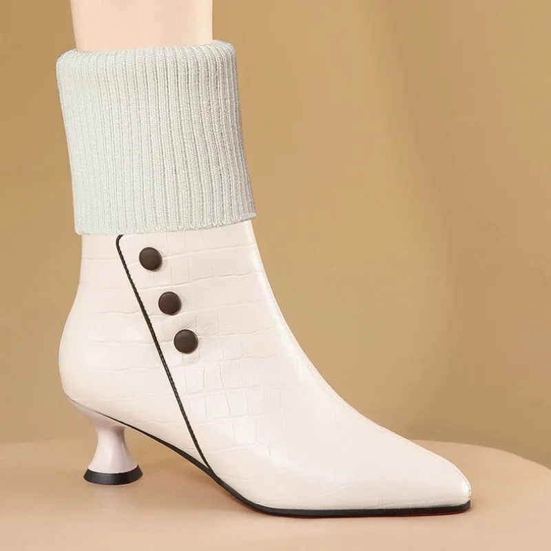 Thin thin women's short boots white wool tube 2024 new explosive selling fashion thick low heel plus cashmere mid-tube shoes