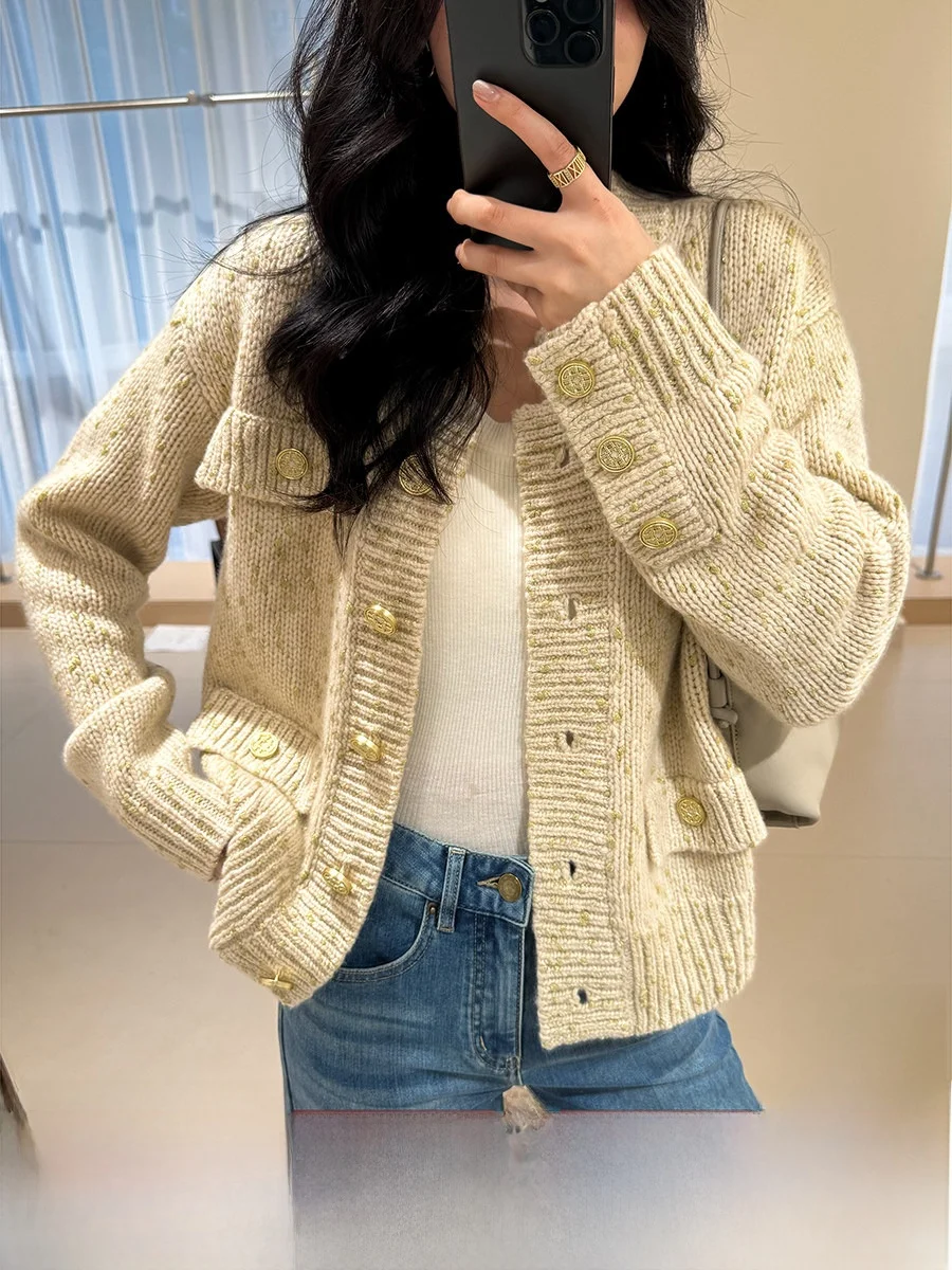 

Комплект из шерстяного трикотажа Xhange Camere с блестящим цветочным узором: повседневный женский свитер с длинными рукавами и укороченная юбка