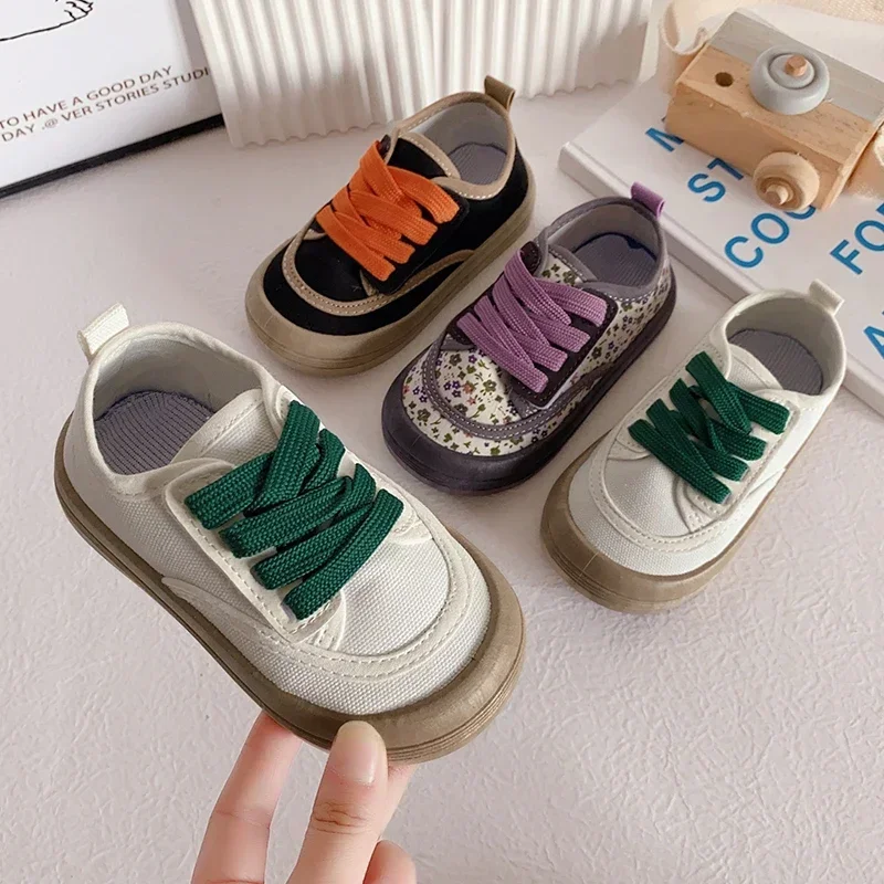 

2025 New Children Versatile Soft Canvas Shoes Fashion Floral Print Casual Kids Shoes Boys Girls Lace-up Flats Non-slip Sneakers