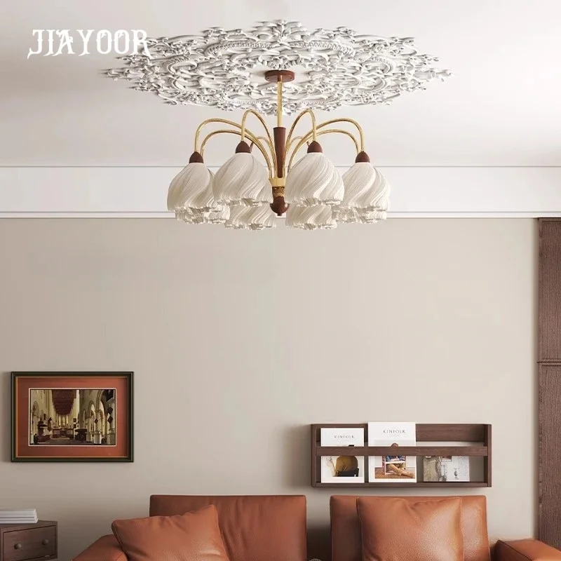 تنورة منتفخة فرنسية كلاسيكية من خشب الجوز الصلب كريمي قلادة ضوء غرفة المعيشة قاعة الضوء الرئيسي لحماية العين على الطراز العتيق الراقية #3