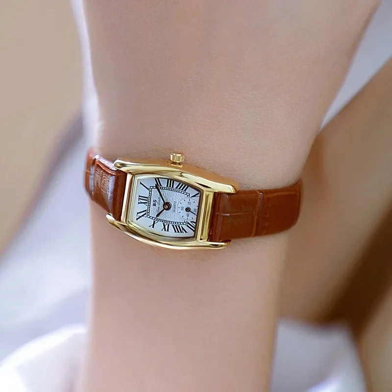 

Fashion Women Watch Small 2024 Simple Retro Leather Watch for Women Casual Vintage Quartz Brown Clock Wristwatches for Ladies