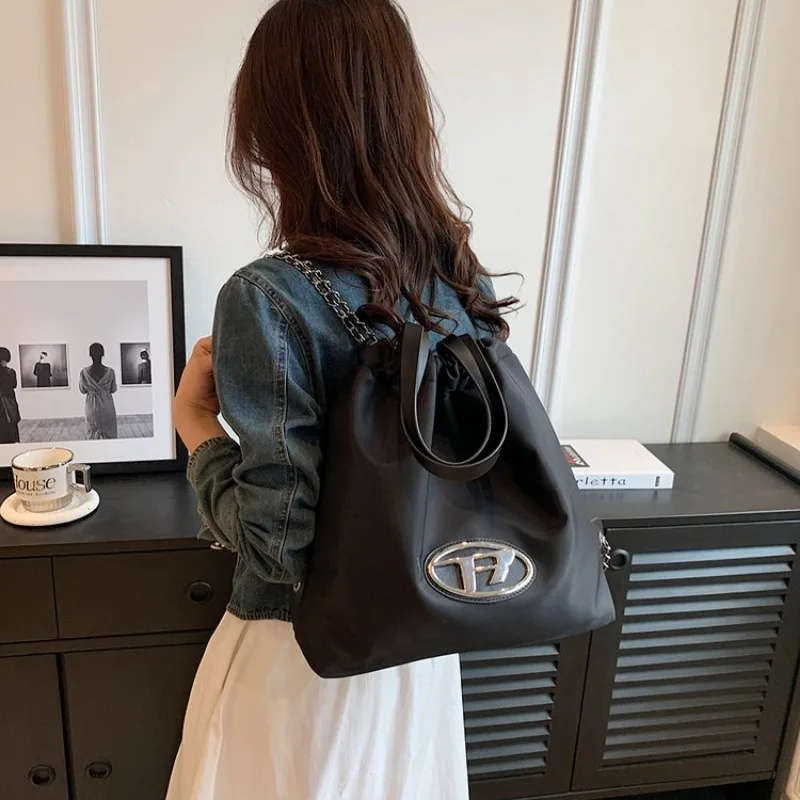 

Ladies Elegant Purse Sophisticated Look For When You Want To Feel Polished And Put Together