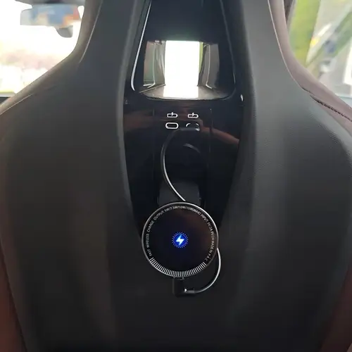 Imagen 2 del producto Para BMW X6 X5 X3 X7 I5 I7 IX 2022 2023 2024 2025 almohadilla para asiento trasero de coche soporte magnético para teléfono embellecedor de cargador inalámbrico de 18W