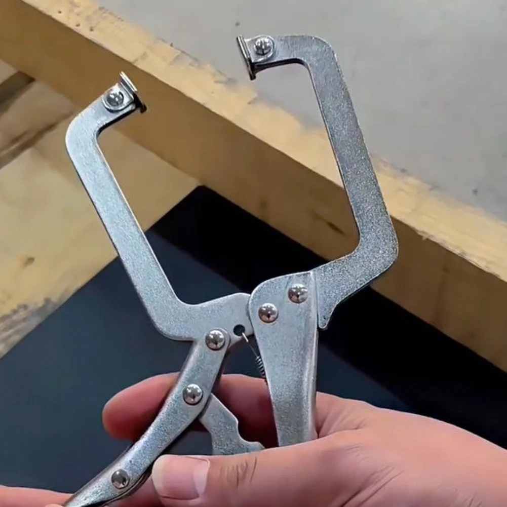 

9-дюймовый C-образный зажим для сварочных и столярных работ, изготовленный из высокоуглеродистой стали, с губками, выдерживающими нагрузку до 70 мм.