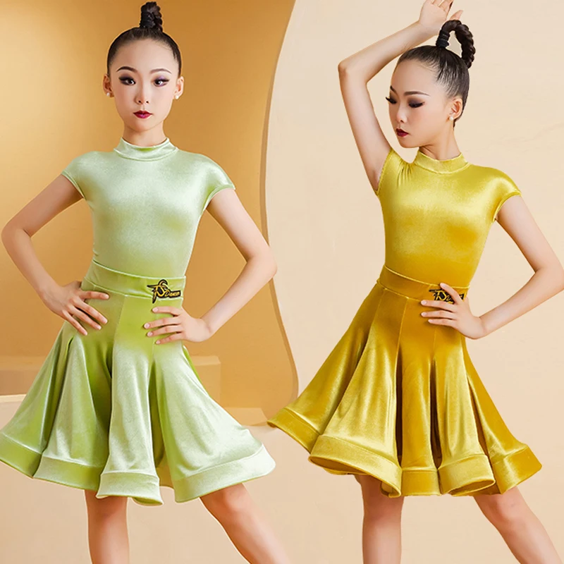 

2024 New Latin Dance Dress For Girls High End Glitter Velvet Tops Split Skirt Suit Chacha Rumba Tango Kids Latin Clothes DN18555