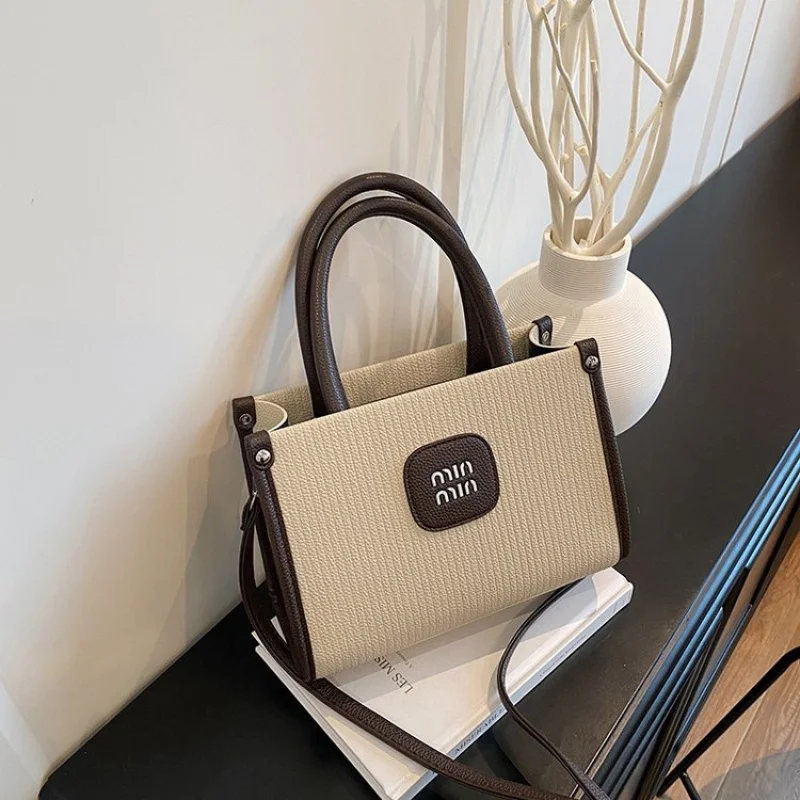 

Popular Classic High-End Leather Women's Crossbody Bag Luxury Brand Fashionable Elegant Elegant Hardware Vintage Bag​
