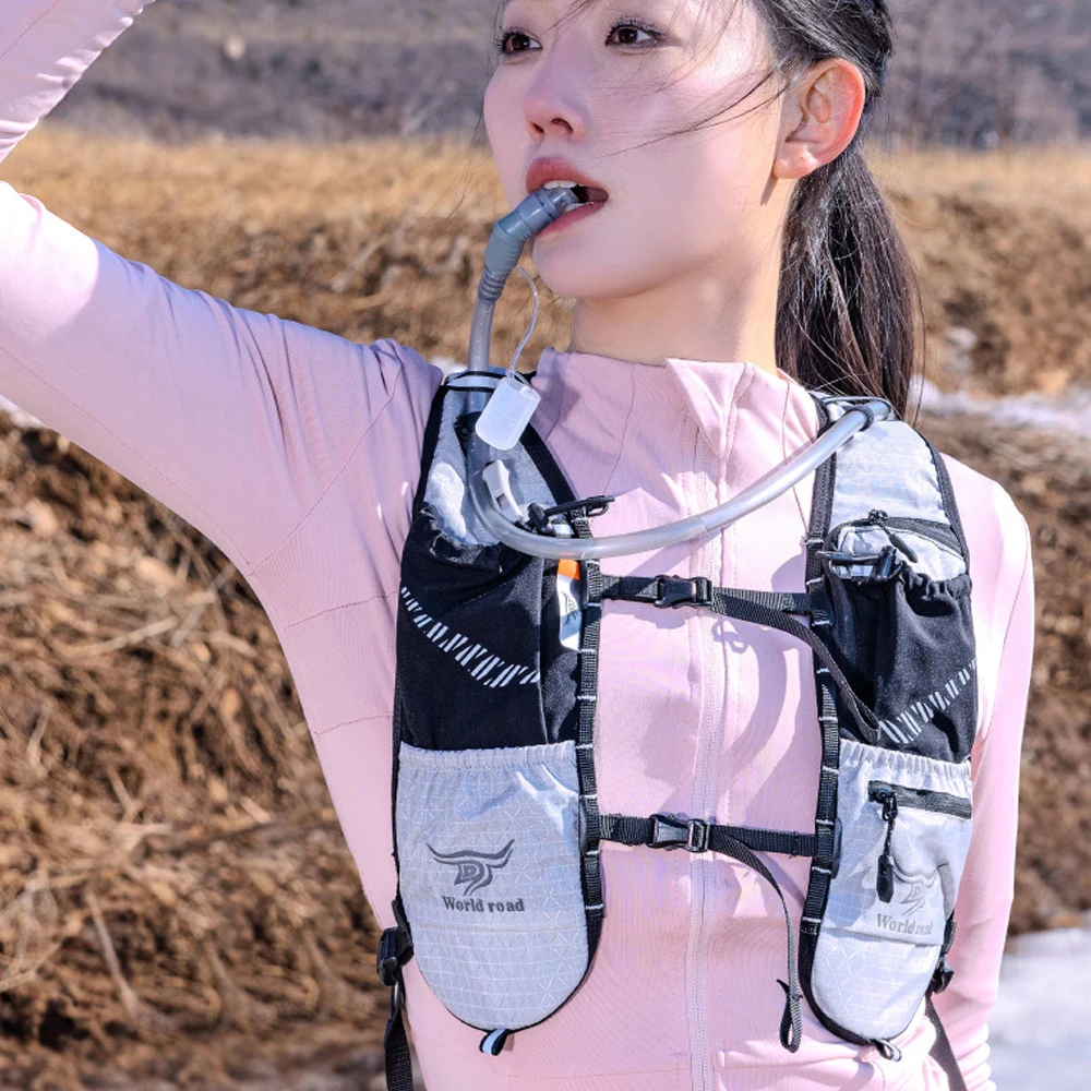 1pcs  Lightweight Hiking Climbing Backpack for Women And Men Small Travel Packable Daypack for Camping Outdoor Sports