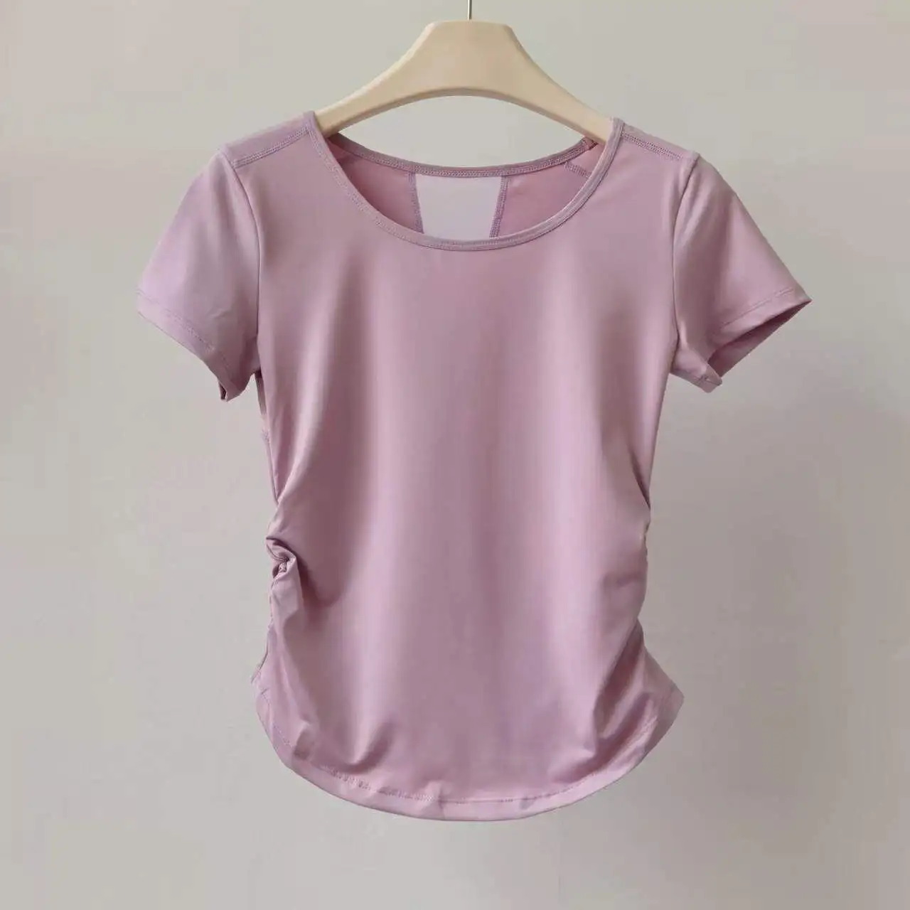 Mesh-Stitching Yoga-Bekleidung Kurzärmeliges Sommer-Slim-Fit Schnelltrocknendes Atmungsaktives Fitness-Oberteil Lauf-Trainings-Sport-T-Shirt – Detail 4