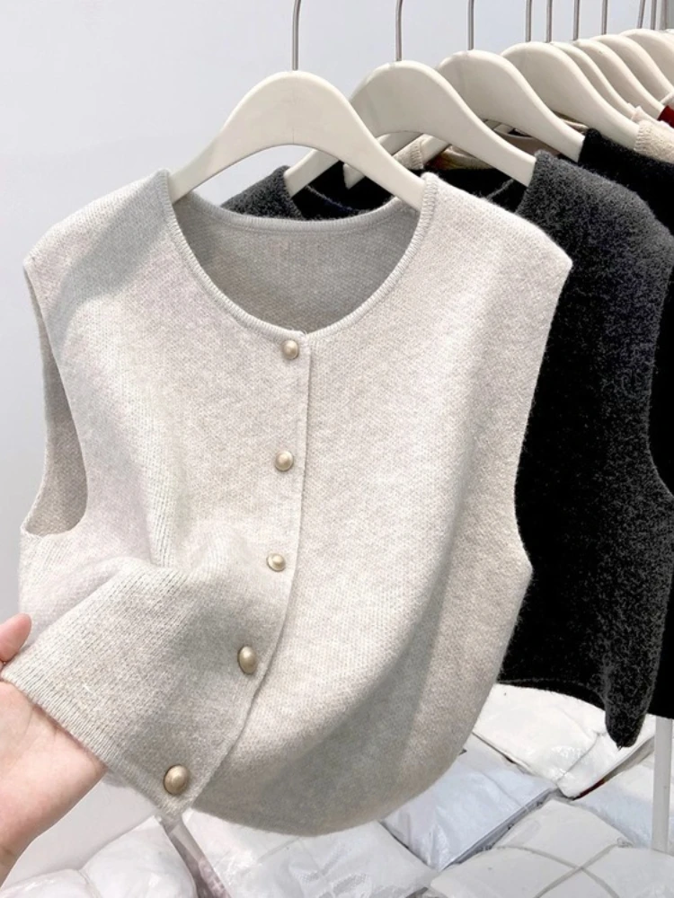 Autumn Winter Women's Knitted Vest Top with Retro Style Casual Layering Round Neck Cardigan Fashionable Versatile Sweater Jacket