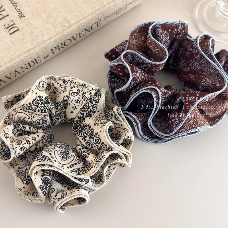 

1pcs Paisley Fabric Scrunchies Retro Black White Brown Waist Cinch Hair Ties for Women Bun Ponytail Holder Premium Daily
